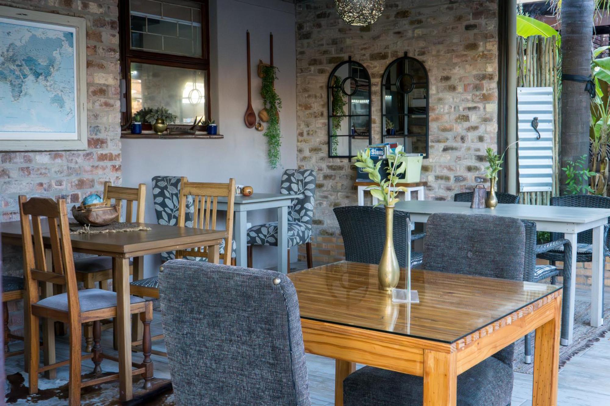 Earthbound Guest House Oudtshoorn Exterior photo